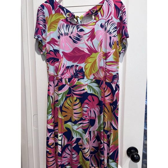 MSK Colorful Botanical‎ Open Back Knee Length Dress Short Sleeve Tie Back Slinky - Picture 1 of 9